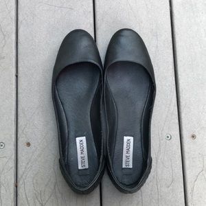 Black Steve Madden flats